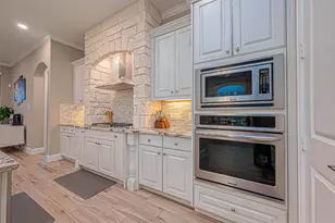 11218 Spoke Hollow Creek Ln, Cypress, TX 77433 - Photo 13