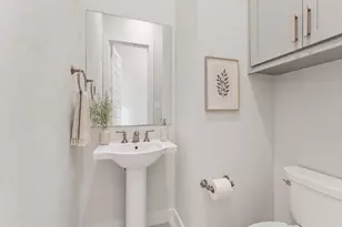 1430 W 34th 1/2 St, Houston, TX 77018 - Photo 17