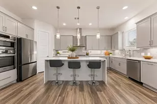 1430 W 34th 1/2 St, Houston, TX 77018 - Photo 11
