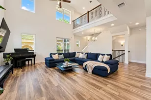 1430 W 34th 1/2 St, Houston, TX 77018 - Photo 1