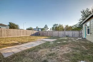 19346 Bold River Rd, Tomball, TX 77375 - Photo 23