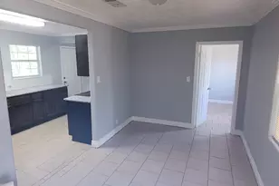 3026 Sunbeam St, Houston, TX 77051 - Photo 5