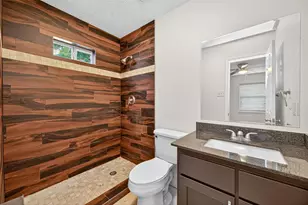 109 Meadows St, Cleveland, TX 77328 - Photo 35