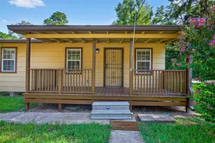 109 Meadows St, Cleveland, TX 77328 - Photo 7