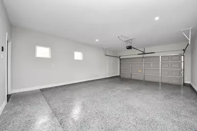 6910 J W Peavy Drive, Houston, TX 77011 - Photo 33