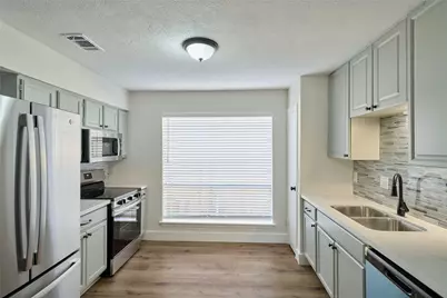 6527 Zapata Drive, Houston, TX 77083 - Photo 17
