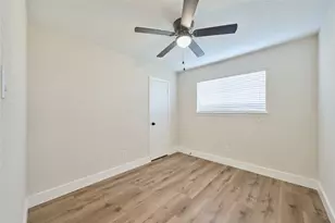 6527 Zapata Dr, Houston, TX 77083 - Photo 23