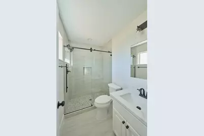 6527 Zapata Drive, Houston, TX 77083 - Photo 7