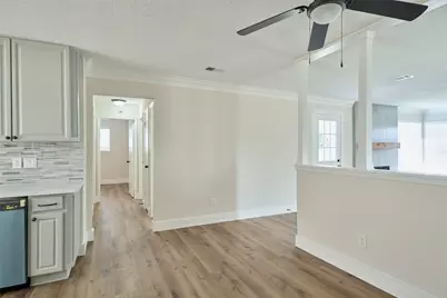 6527 Zapata Drive, Houston, TX 77083 - Photo 15