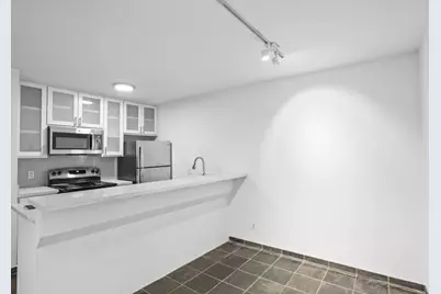 3602 Garrott Street Street #7, Houston, TX 77006 - Photo 5