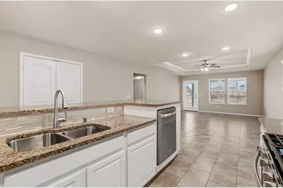 3242 Golden Eagle Way, Richmond, TX 77469 - Photo 17