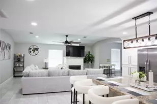12218 Hillcroft St, Houston, TX 77035 - Photo 9