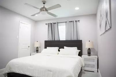 12218 Hillcroft Street, Houston, TX 77035 - Photo 31