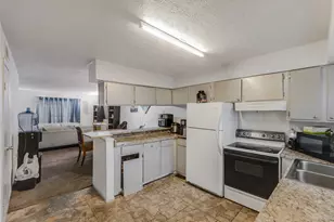 6305 Westward St, Houston, TX 77081 - Photo 7