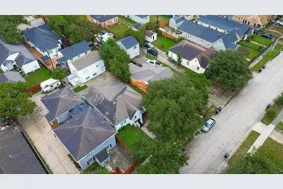 1511 Scharpe Street #2, Houston, TX 77023 - Photo 23