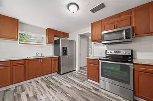 1511 Scharpe St, Houston, TX 77023 - Photo 5