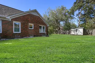 215 Avenue of Oaks St, Houston, TX 77009 - Photo 21