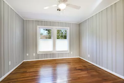 215 Avenue Of Oaks Street, Houston, TX 77009 - Photo 17