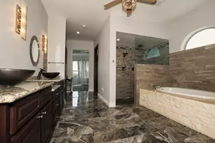 527 Lily Ln, Rosharon, TX 77583 - Photo 15