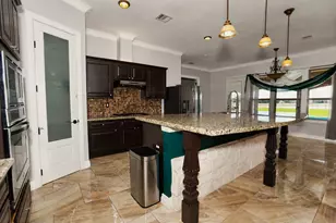 527 Lily Ln, Rosharon, TX 77583 - Photo 11