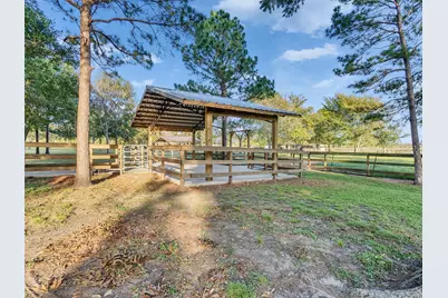 1010 Kilgore Road, Baytown, TX 77520 - Photo 5