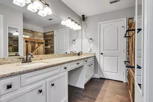 1010 Kilgore Rd, Baytown, TX 77520 - Photo 23