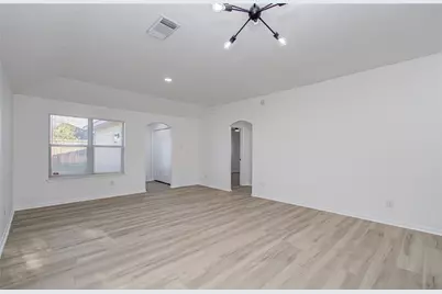 21130 Grandin Wood Court, Humble, TX 77338 - Photo 5