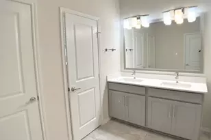 3116 Yukon Trace Dr, Houston, TX 77063 - Photo 5