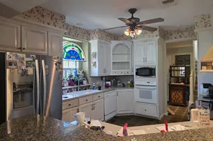 211 Brazos Hill Ln, Sealy, TX 77474 - Photo 11