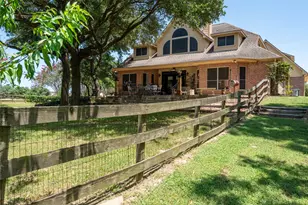 211 Brazos Hill Ln, Sealy, TX 77474 - Photo 5