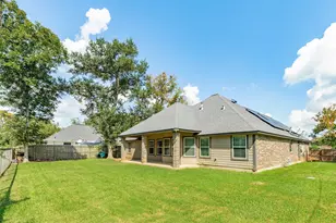 46 Ivy Ct, Jones Creek, TX 77541 - Photo 25