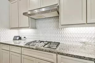 22095 Volante Dr, Spring, TX 77386 - Photo 13