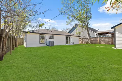 5123 Ridgeway Drive, Houston, TX 77033 - Photo 17