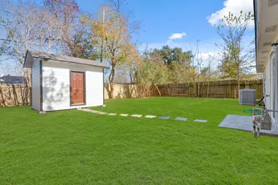 5123 Ridgeway Drive, Houston, TX 77033 - Photo 19