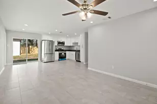 5123 Ridgeway Dr, Houston, TX 77033 - Photo 5