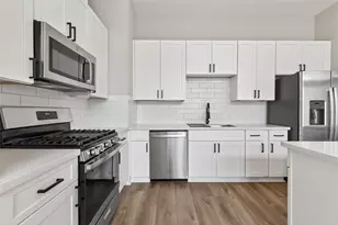 7706 Kivu Ln, Houston, TX 77055 - Photo 3