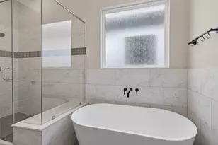 7706 Kivu Ln, Houston, TX 77055 - Photo 5