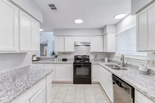 213 Willoughby Dr, Richmond, TX 77469 - Photo 11