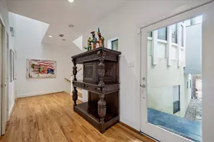 6322 Haskell St, Houston, TX 77007 - Photo 9