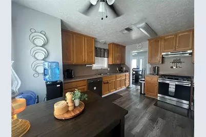2305 Katherine Street, Brenham, TX 77833 - Photo 15