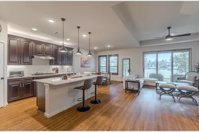 53 Sunrise Crest Trl, The Woodlands, TX 77375 - Photo 15