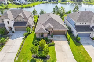 53 Sunrise Crest Trail, The Woodlands, TX 77375 - Photo 3