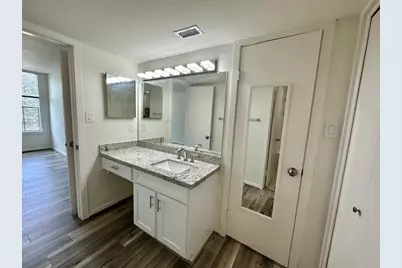 2333 Bering Drive #311, Houston, TX 77057 - Photo 5