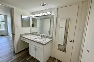 2333 Bering Dr, Houston, TX 77057 - Photo 5