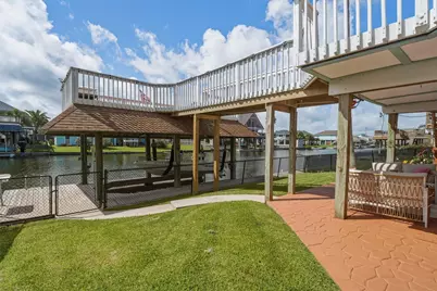 1078 Redfish Street, Bayou Vista, TX 77563 - Photo 7