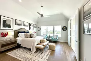 11057 Chatterton Dr, Houston, TX 77043 - Photo 7