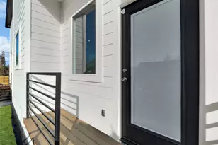 4406 Bond St, Houston, TX 77026 - Photo 17