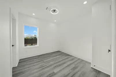 4406 Bond Street, Houston, TX 77026 - Photo 15
