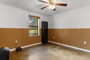 101 Oak Creek Dr, Van Vleck, TX 77482 - Photo 25