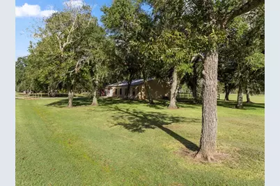 101 Oak Creek Drive, Van Vleck, TX 77482 - Photo 41